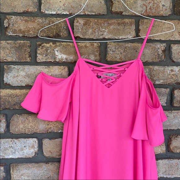 Jennifer Lopez Cold Shoulder Dress - Picture 7 of 13